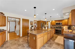 955 Lawrence St, Medina, OH 44256 - Photo 6