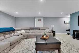 955 Lawrence St, Medina, OH 44256 - Photo 36