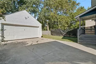 1100 Beardsley St, Akron, OH 44301 - Photo 16