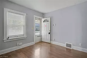 1100 Beardsley St, Akron, OH 44301 - Photo 4