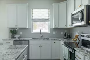 35338 Bald Eagle Ln, Willoughby, OH 44094 - Photo 6