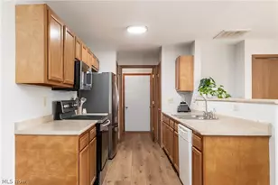 2660 Orchard Park, Zanesville, OH 43701 - Photo 10