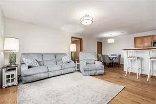 2660 Orchard Park, Zanesville, OH 43701 - Photo 2