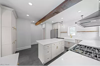 2176 Edgerton Road, University Heights, OH 44118 - Photo 6