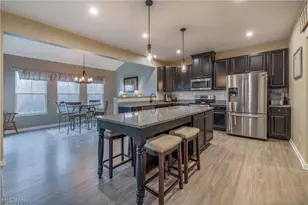 165 Lakeland Way, Aurora, OH 44202 - Photo 16