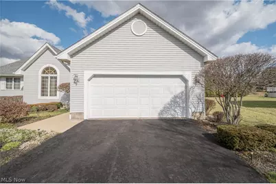 6581 Country Ridge Drive, Austintown, OH 44515 - Photo 6