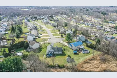 6581 Country Ridge Drive, Austintown, OH 44515 - Photo 46