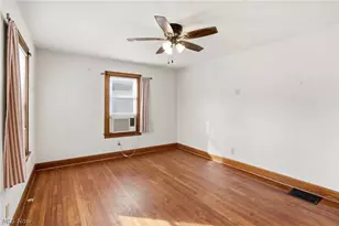 921 Echo Ave, Zanesville, OH 43701 - Photo 4