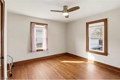 921 Echo Avenue, Zanesville, OH 43701 - Photo 12