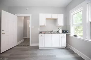 1000 Eddy Rd, Loveland, OH 44108 - Photo 10