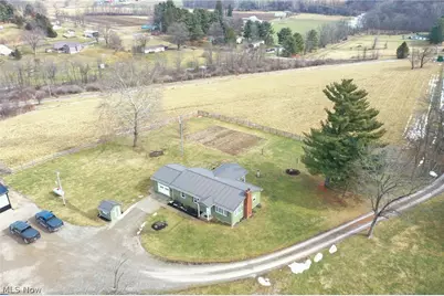 1325 County Line Rd, Hopewell, OH 43760 - Photo 38