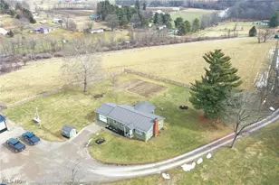 1325 County Line Rd, Hopewell, OH 43760 - Photo 38