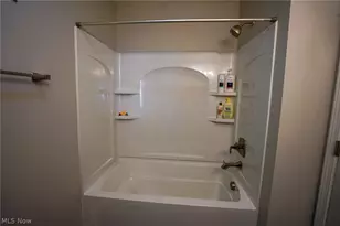 1325 County Line Rd, Hopewell, OH 43760 - Photo 14