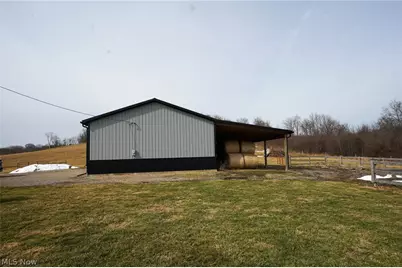 1325 County Line Rd, Hopewell, OH 43760 - Photo 30