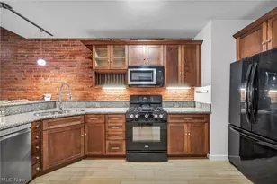 1148 Prospect Ave E, Loveland, OH 44115 - Photo 6