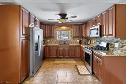 1649 Betz Road, Akron, OH 44306 - Photo 10