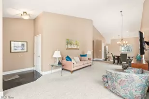 2551 Edgebrook Crossing, Twinsburg, OH 44087 - Photo 4