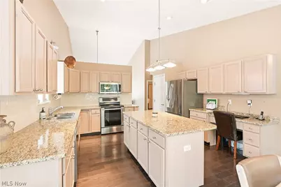 2551 Edgebrook Crossing, Twinsburg, OH 44087 - Photo 10