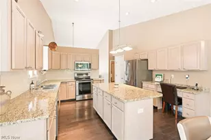 2551 Edgebrook Crossing, Twinsburg, OH 44087 - Photo 10