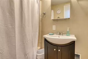 633 N 9th St, Cambridge, OH 43725 - Photo 32