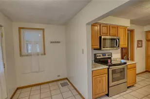 633 N 9th St, Cambridge, OH 43725 - Photo 12