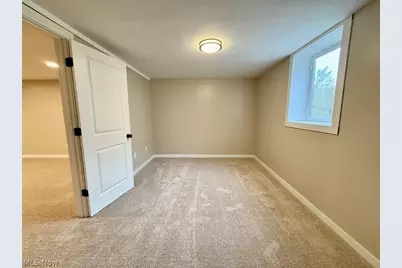2235 Crehore Street, Lorain, OH 44052 - Photo 38