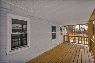 491 E 39th St, Lorain, OH 44055 - Photo 6