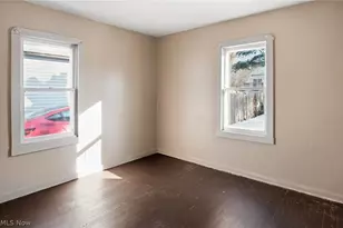 660 Hollibaugh Ave, Akron, OH 44310 - Photo 12