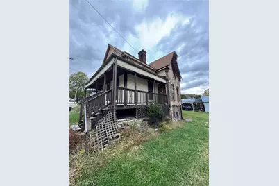 806 Carlisle Street, Martins Ferry, OH 43935 - Photo 4