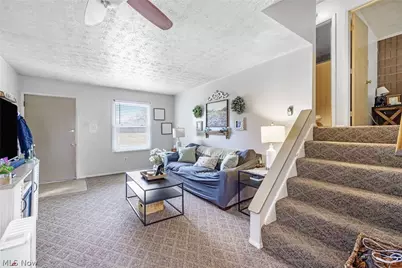 3568 Boettler Street NE, Canton, OH 44721 - Photo 6