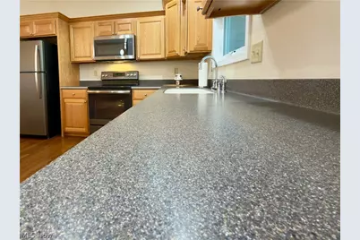 708 Oak Tree Lane, Belpre, OH 45714 - Photo 10