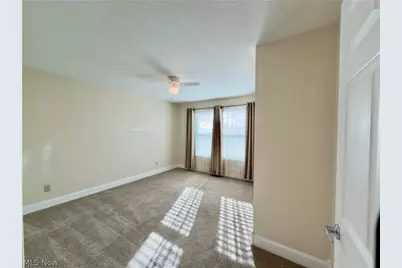 708 Oak Tree Lane, Belpre, OH 45714 - Photo 22