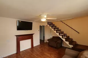 710 21st St, Vienna, WV 26105 - Photo 4