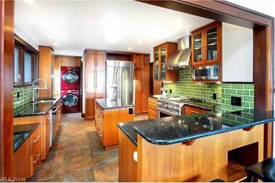 1033 Summit Avenue, Oakwood, OH 44107 - Photo 10