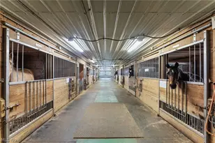 16501 Station Rd, Columbia Station, OH 44028 - Photo 8