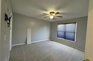 242 Ravenshollow Dr, Cuyahoga Falls, OH 44223 - Photo 14