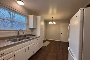 945 Adams Ave, Salem, OH 44460 - Photo 10