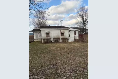 227 Bridge Street, Duncan Falls, OH 43734 - Photo 2