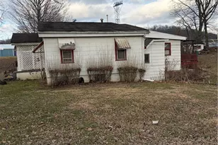 227 Bridge St, Duncan Falls, OH 43734 - Photo 2