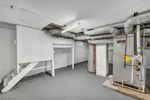 1829 E 33rd St, Lorain, OH 44055 - Photo 36