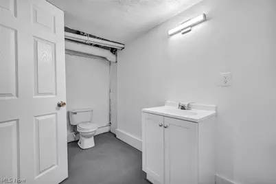 1829 E 33rd Street, Lorain, OH 44055 - Photo 36