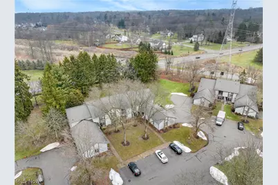 798 Pipes Court #1605, Northfield, OH 44067 - Photo 32