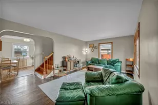 260 Prairie Dr, Akron, OH 44312 - Photo 10