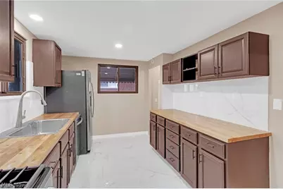 6377 Ledgebrook Drive, Brookpark, OH 44142 - Photo 10