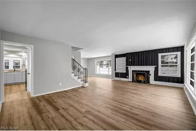 1531 Burlington Road, Loveland, OH 44118 - Photo 8