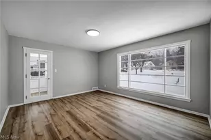 1531 Burlington Rd, Cleveland Heights, OH 44118 - Photo 12