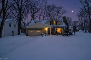 1531 Burlington Rd, Cleveland Heights, OH 44118 - Photo 2