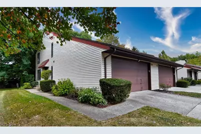 32623 Jefferson Drive, Solon, OH 44139 - Photo 2