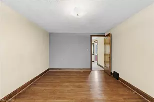 120 Levan Dr, Painesville, OH 44077 - Photo 32