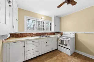 120 Levan Dr, Painesville, OH 44077 - Photo 10